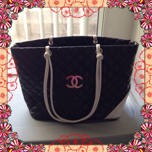 Chanel tote bag