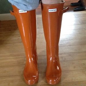 HOLD- Hunter glossy rain boots