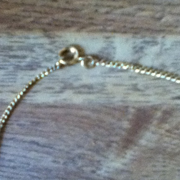 Locket - Picture 3 of 3