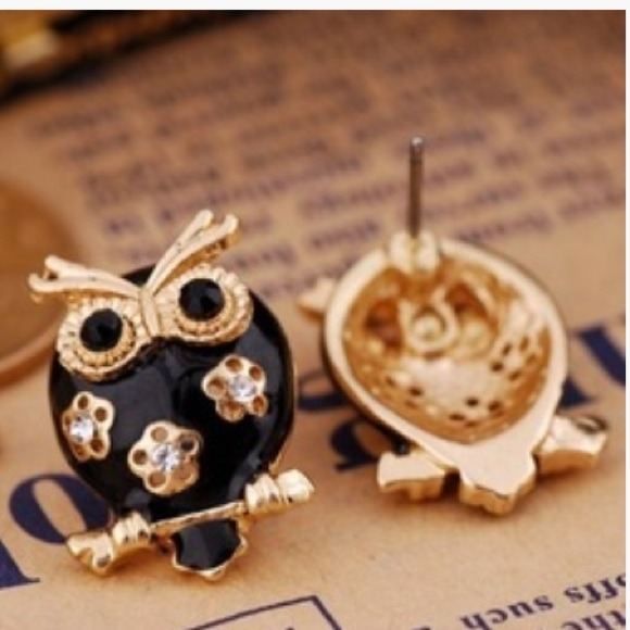 Black and gold owl earrings
