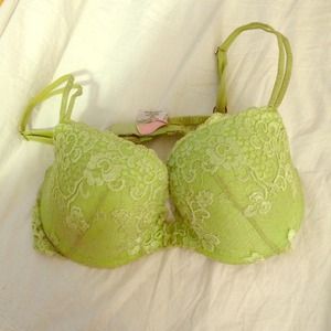 "Very Sexy" Victoria Secret bra