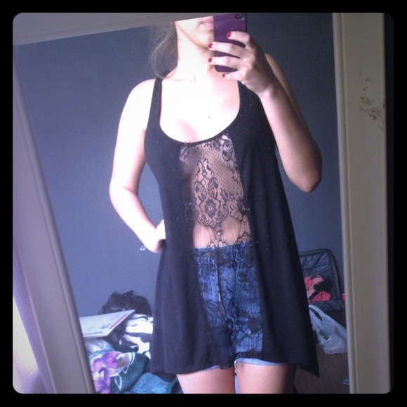Tops - Black tank top shirt