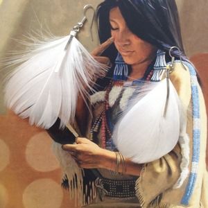 white feather earrings 🐦