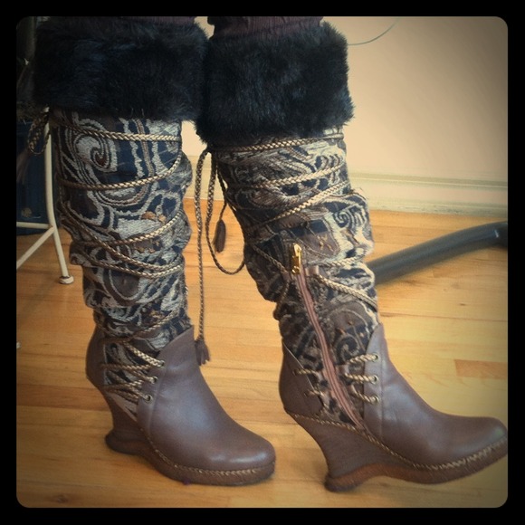 Derion Boots