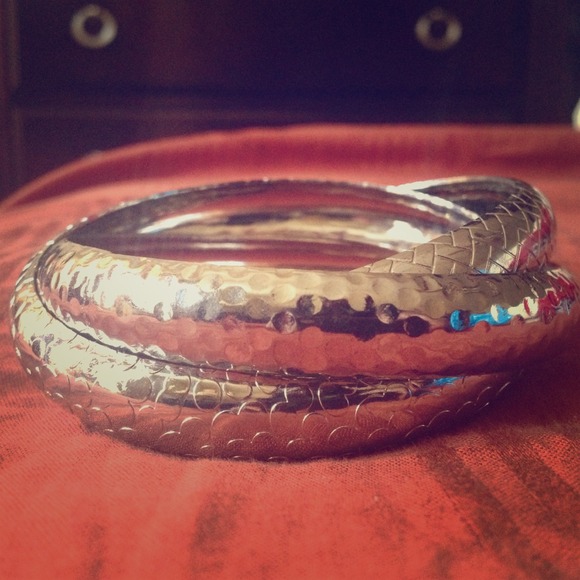 Silver bangle looks great with any outfit