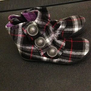 Plaid short boots