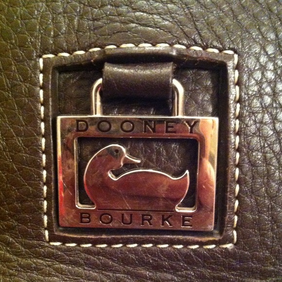 🎉Price-Cut🎉👜Dooney & Bourke Purse👜 - Picture 2 of 4