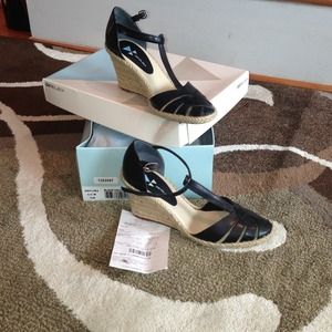 ✨Reduced ✨DANIBLACK BLK ESPADRILLES w/JUTE HEELS;