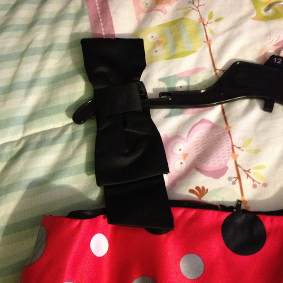 Dress - Picture 4 of 4