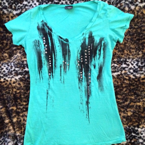 **SOLD IN BUNDLE**