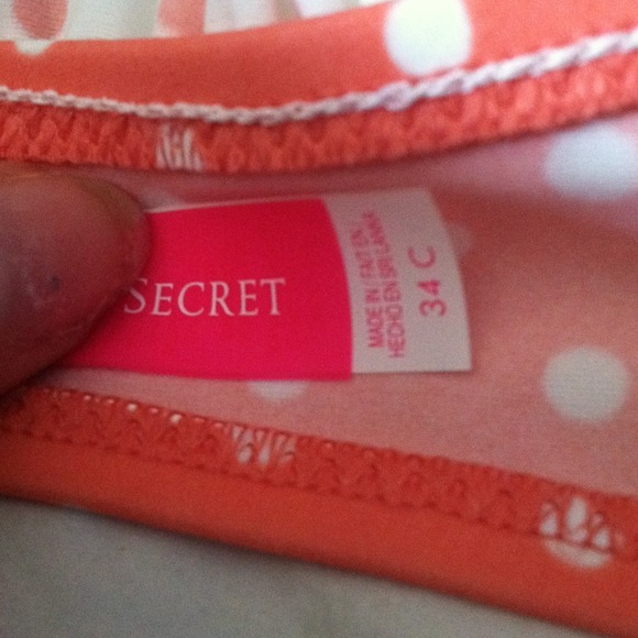 Victoria secret swim suit top, never worn. - Picture 2 of 3