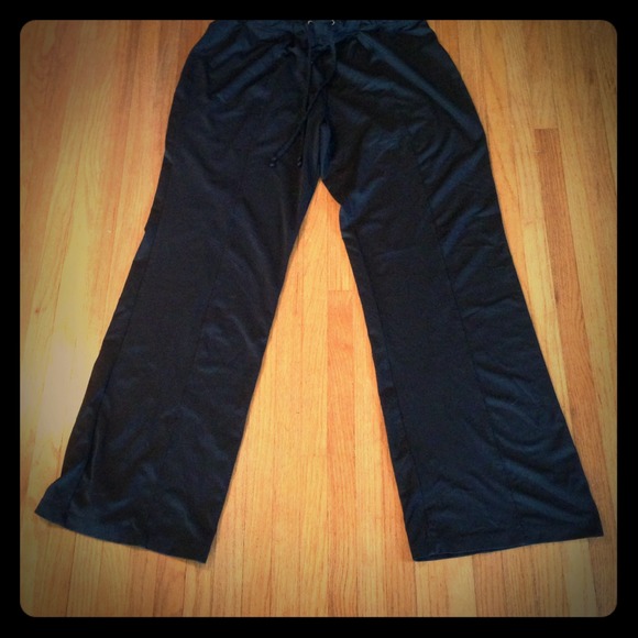 SOLD Polyester/spandex workout/lounge pants.