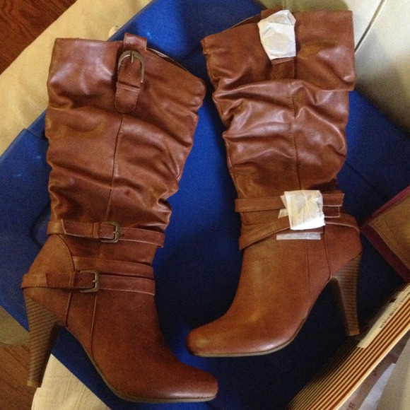 bamboo Boots - Brand new**Slouchy leather boots