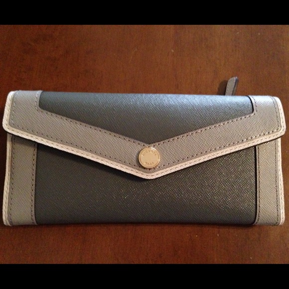💥REDUCED!💥 Michael Kors Wallet