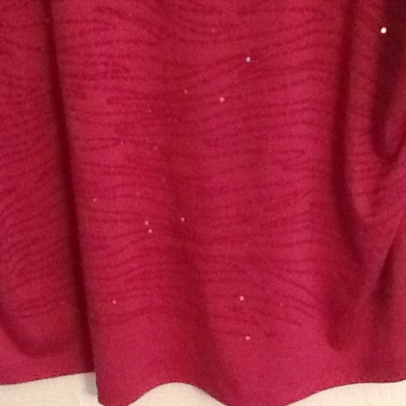 Pink top - Picture 2 of 3
