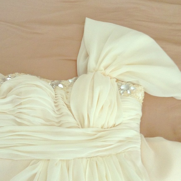 Beautiful evening off shoulder cream white dress