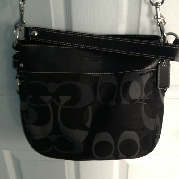 Black REAL Coach purse NEVER used
