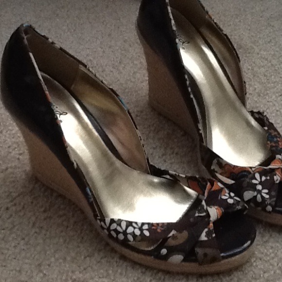 Brown Wedges Size 11