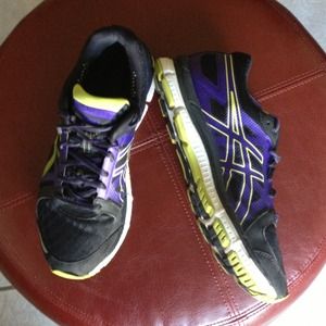 Asics Gel-NE033 running shoe