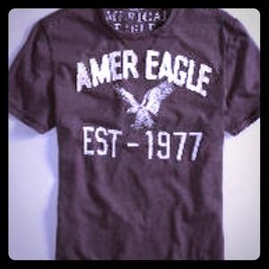 Mens American Eagle tee