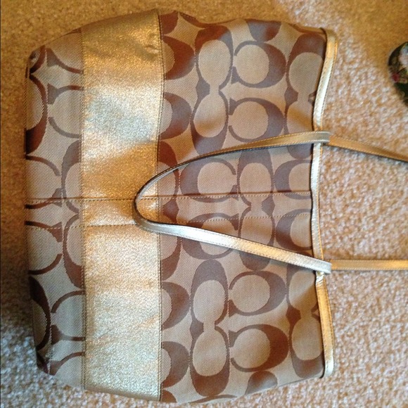 Coach large bucket tote