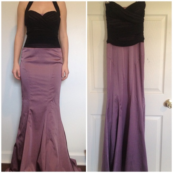 🚫 Sold in bundle. 🚫Reduced Bebe Evening Gown