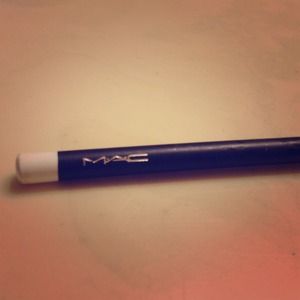 MAC white eyeliner!