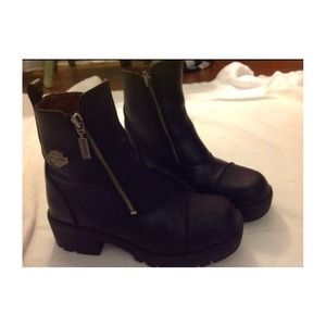 💥NEW PRICE!!! HD Chunky Black Boots💥