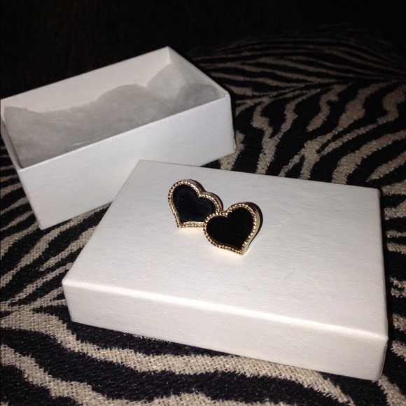 💗BUNDLED💗Heart Earrings, Black & Gold