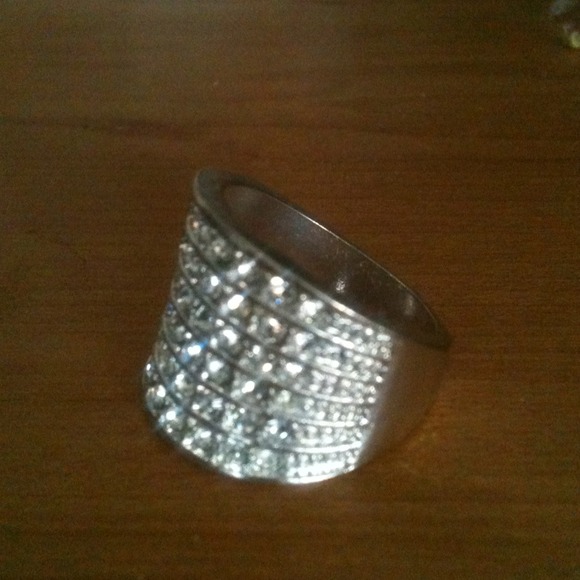 Ring - Picture 2 of 2