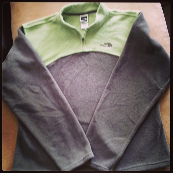 🔴Sold🔴North face fleece !!🎀🎀