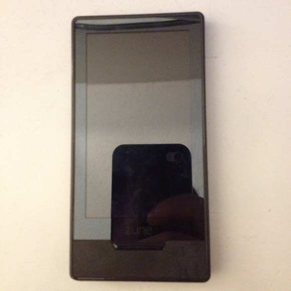 NEED GONE ASAP!!Black 16GB Zune