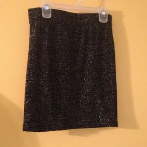 High-wasted sparkly black skirt