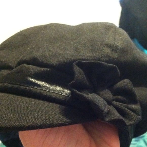 Black hat - Picture 2 of 2