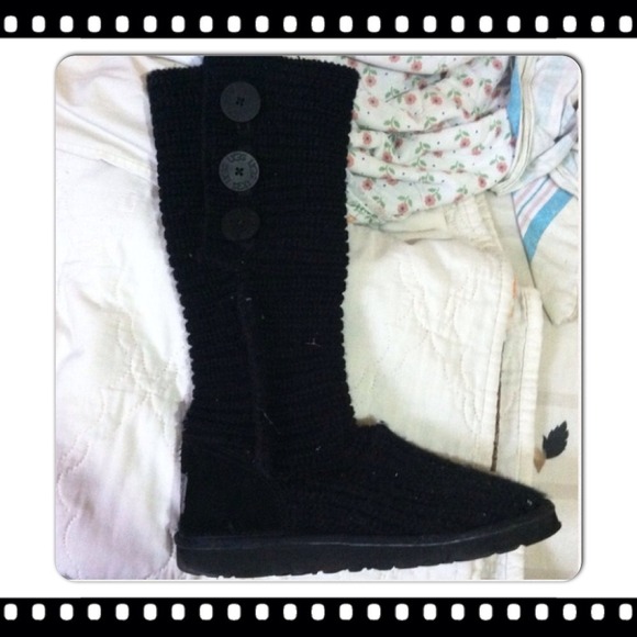 Black UGGs