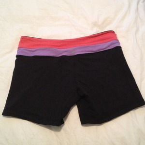 Lululemon shorts/tank bundle