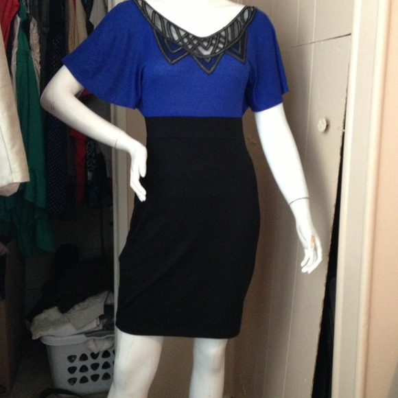 🚫SOLD🚫Blue and black dress, small.
