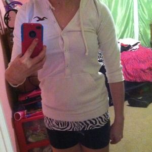 Hollister half sleeve