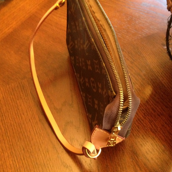 Louis Vuitton Wristlet