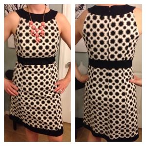 High neckline geometric dress