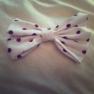 Raspberry poka dot bow