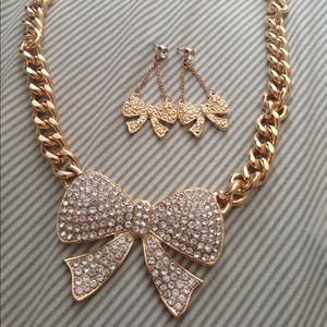 Rhinestone bow and earring set