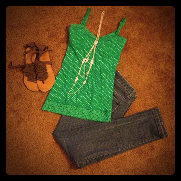 🎀Traded🎀 Polka dot tank