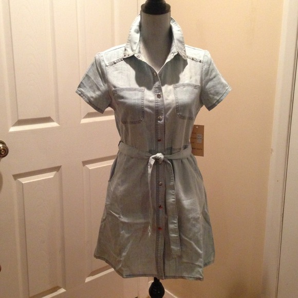 ⬇REDUCED⬇ Studded light denim dress