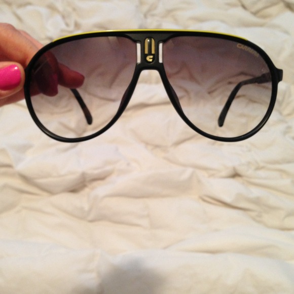 Porsche Carrera black and neon yellow sunglasses