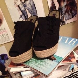 Black platforms.