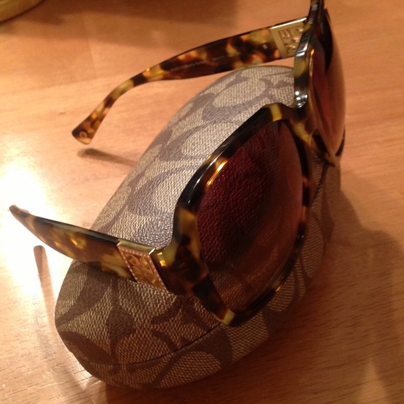 Coach Accessories - *Reduced* Designer Coach Sunglasses