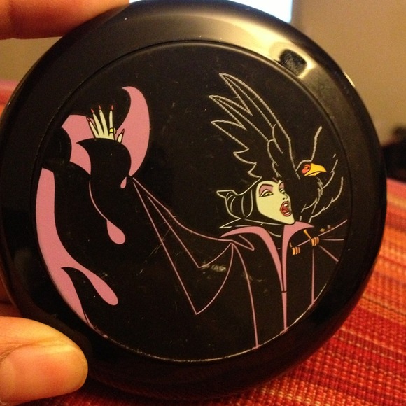 SOLD in Bundle Mac Limited Edition Briar Rose