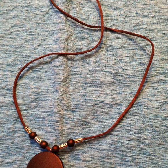Knecklace