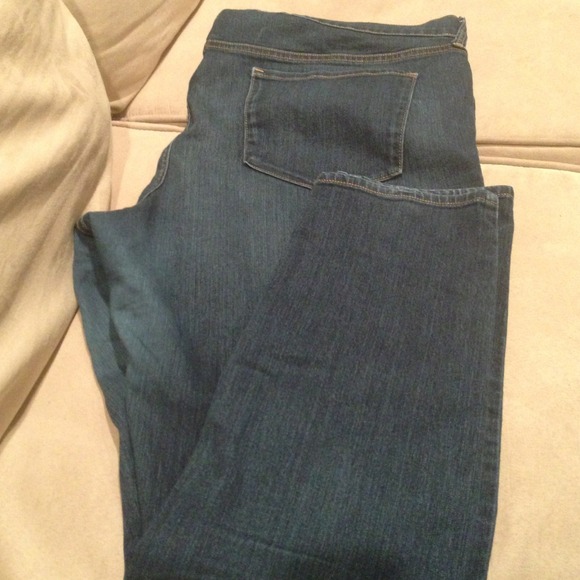 Sold - Picture 4 of 4